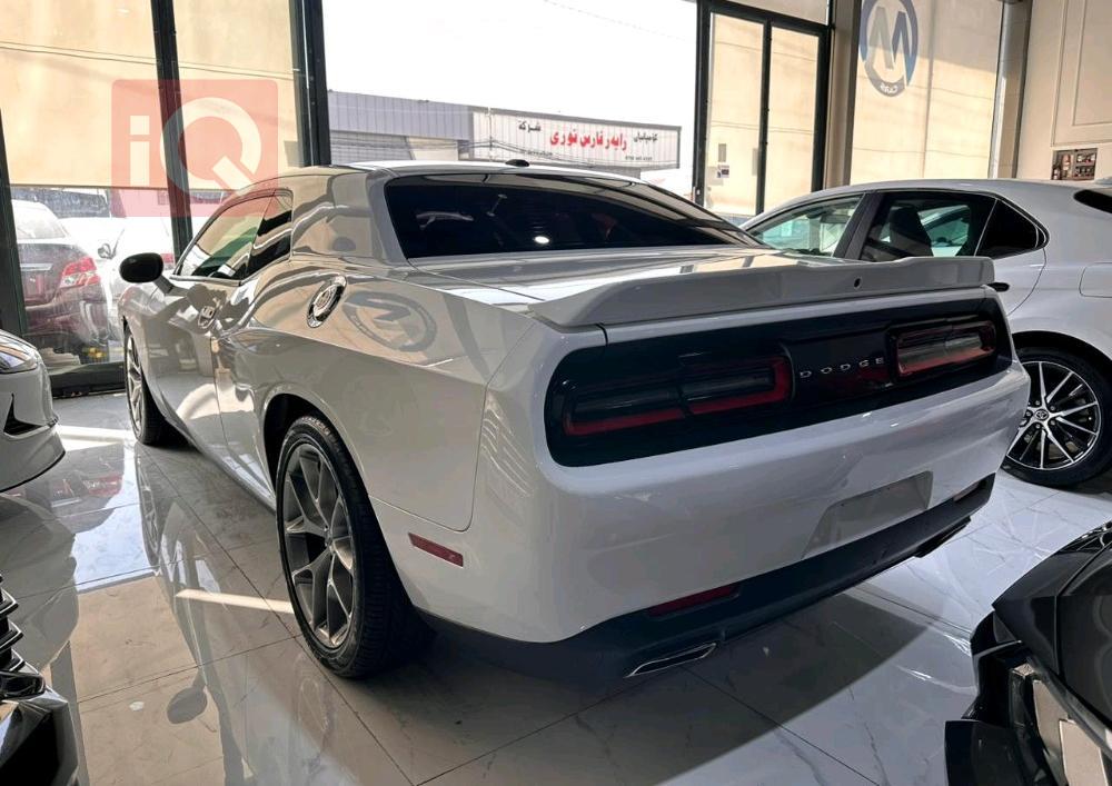 Dodge Challenger